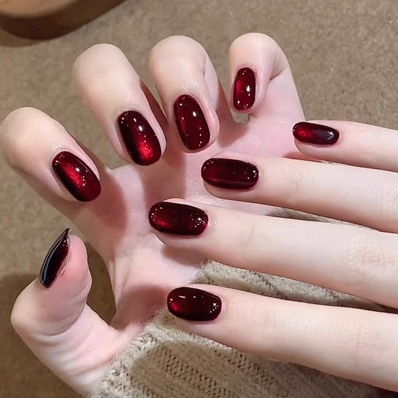 Shiny Cat Eye Gel Nail Polish