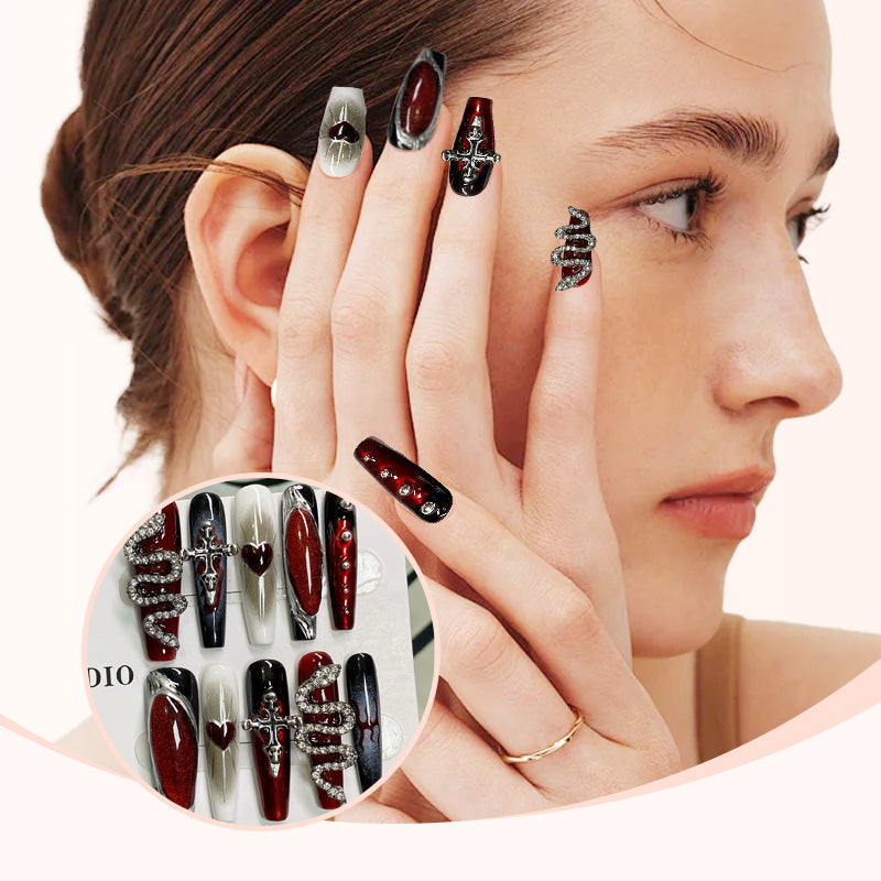 Gothic-Style Fake Nails